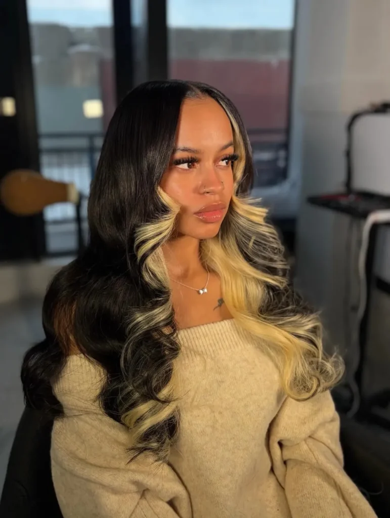 Blonde Skunk Stripe Body Waves