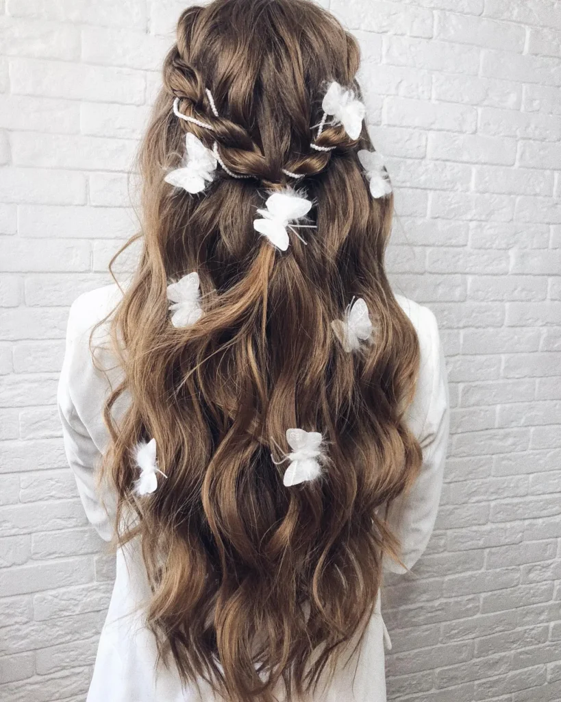 Butterfly Accent Twisted Waves