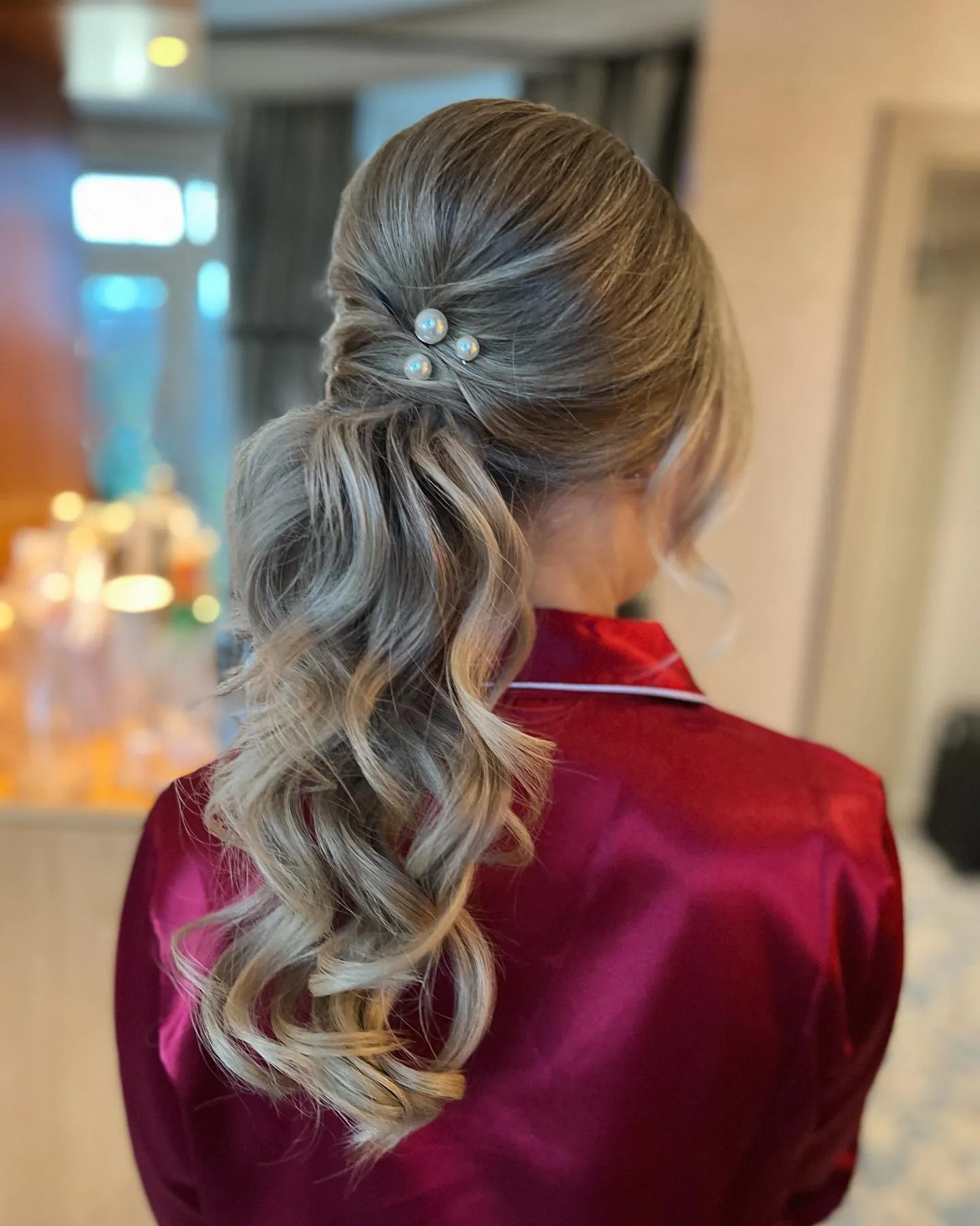Crystal Pin Romantic Waves