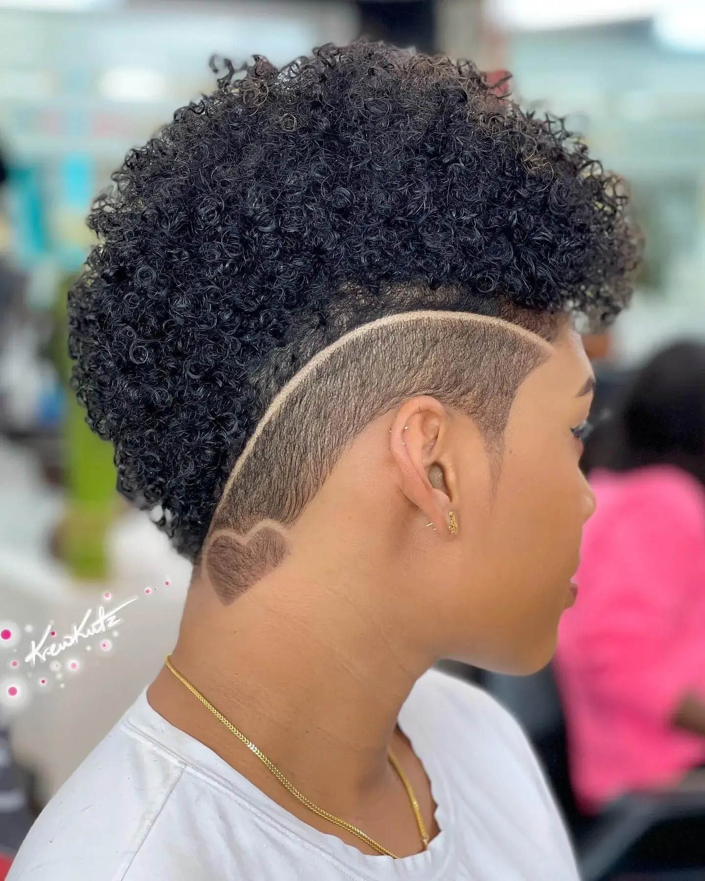 Curly Mohawk Heart Nape Design