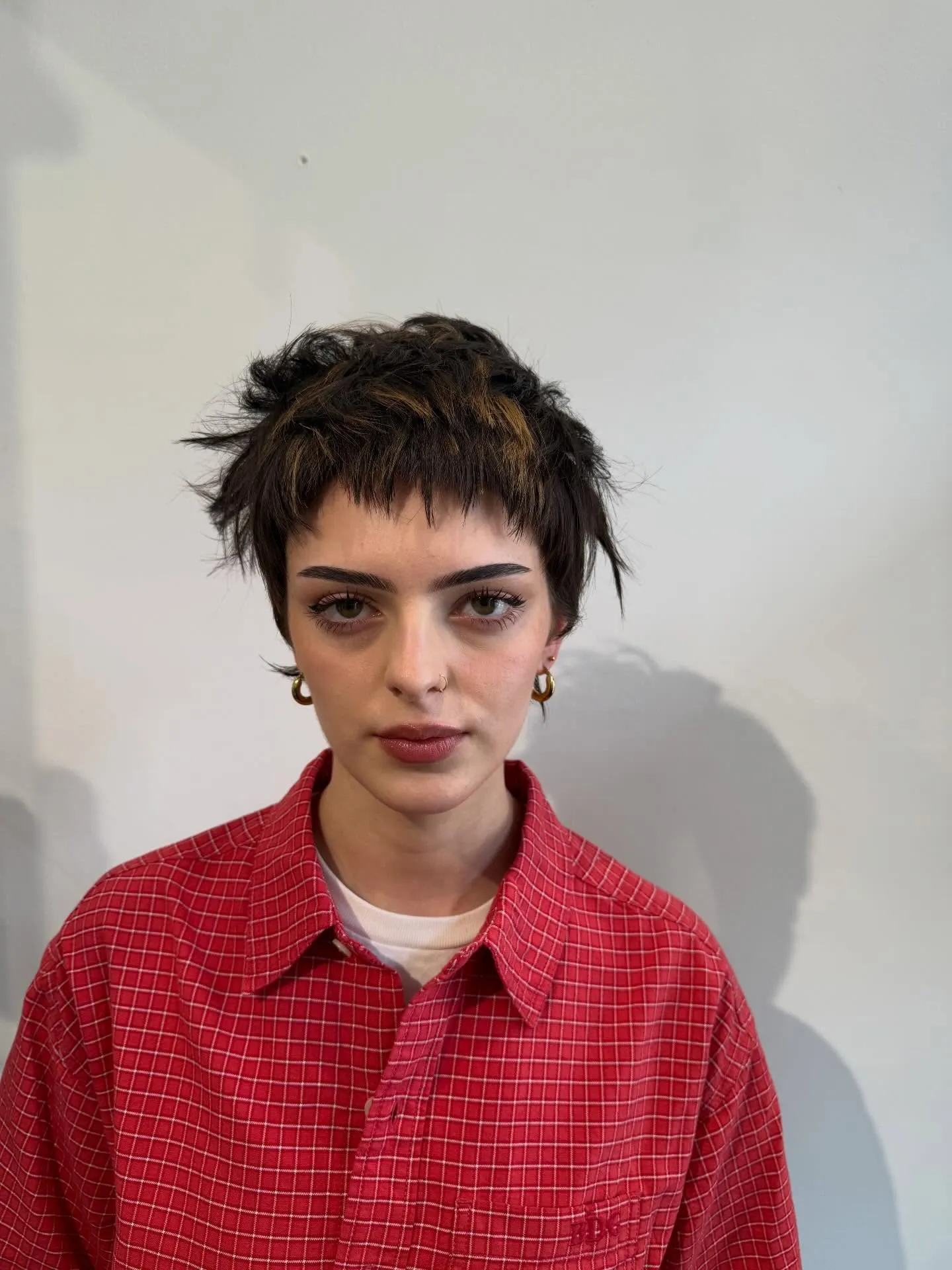 Edgy Feathered Crop