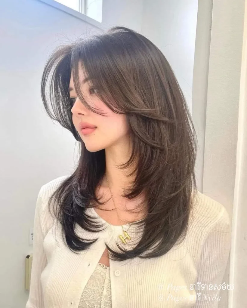 Flowing Midlength Shag Silhouette
