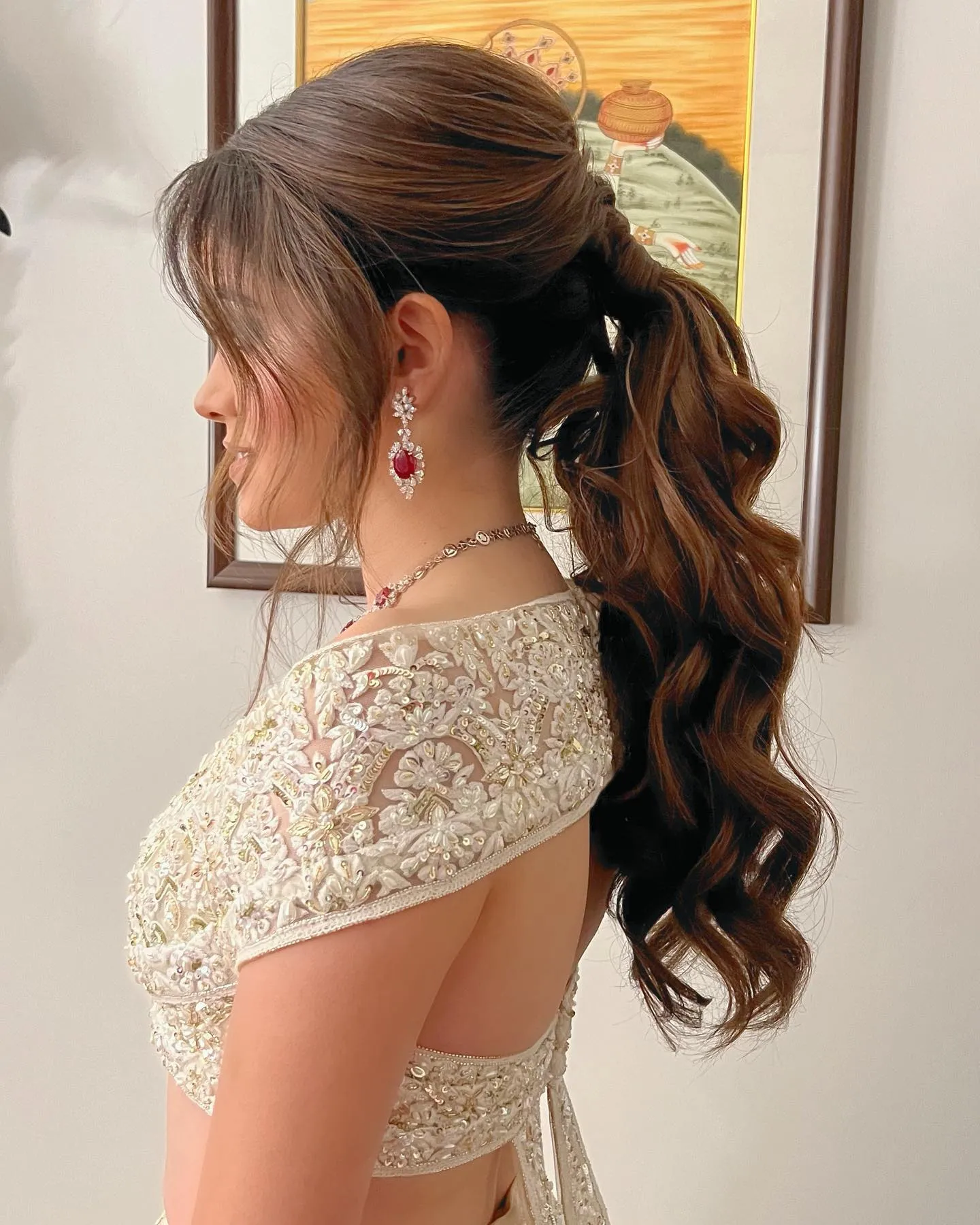 Glamorous Cascading Party Pony