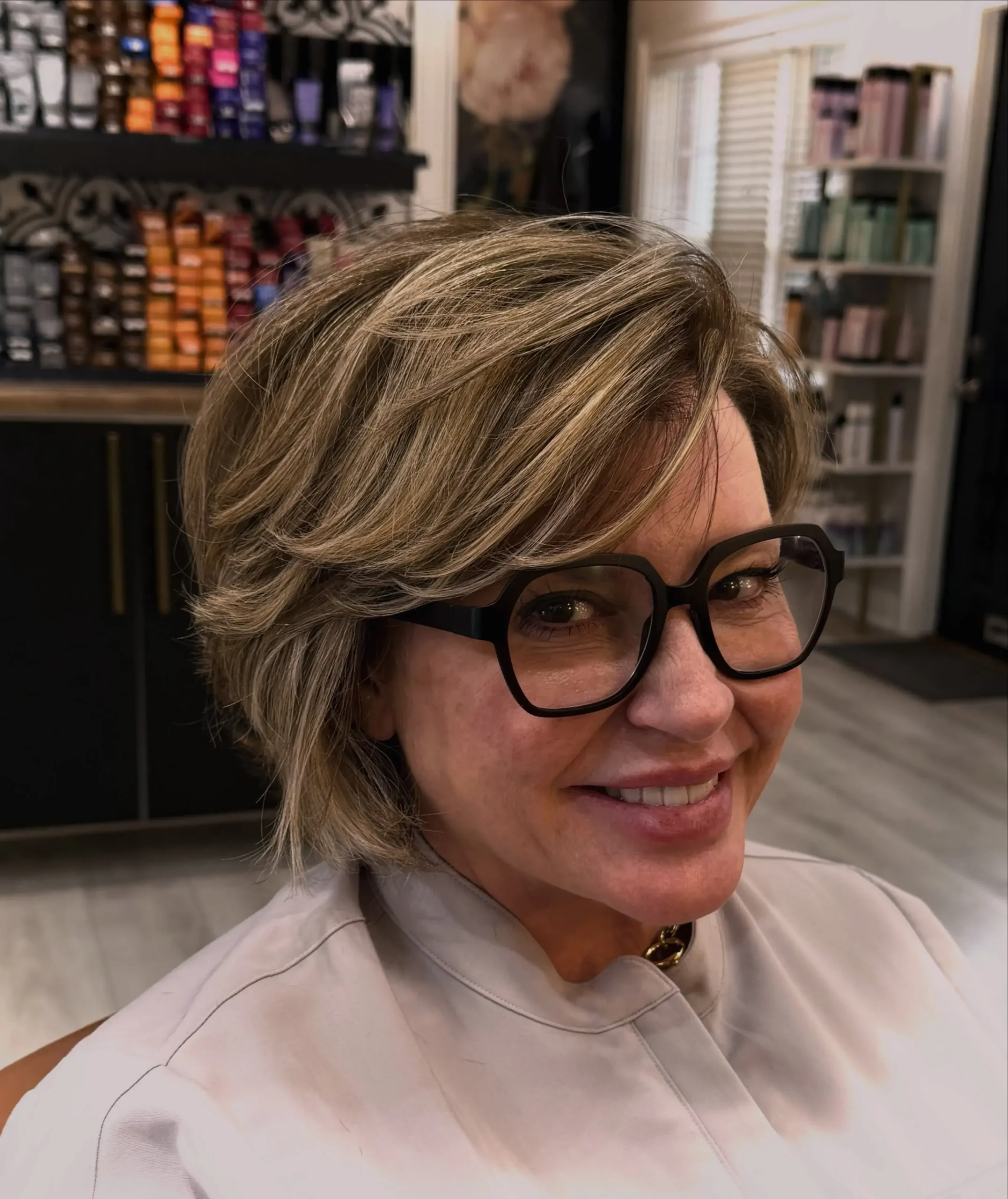 Highlighted Textured Layered Bob
