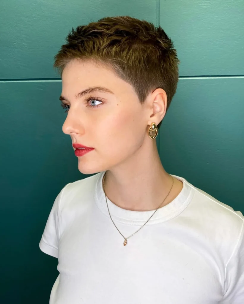 Ivy Fade Pixie