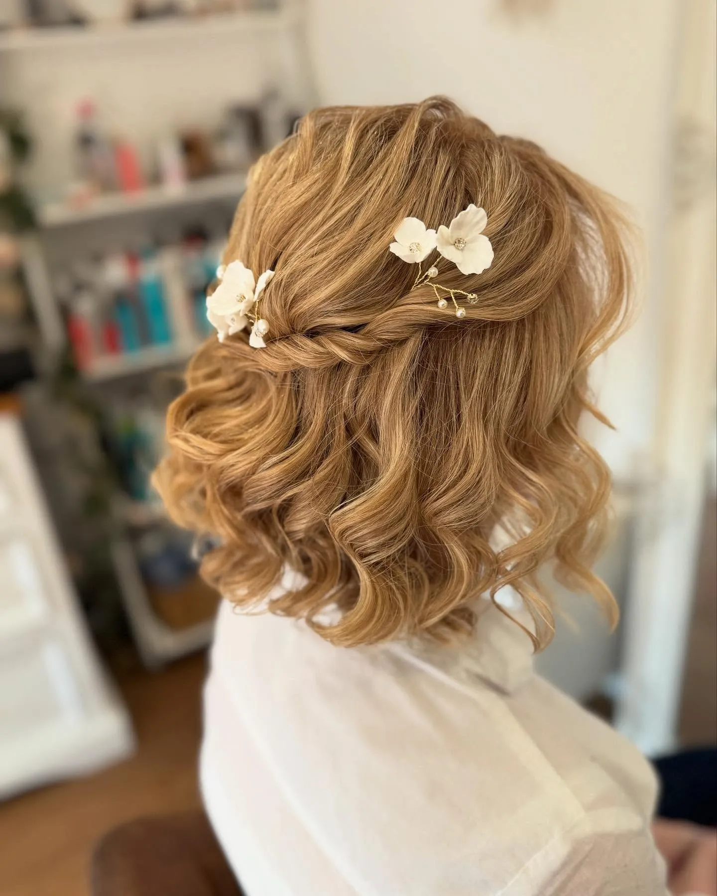 Orchid Accent Romantic Curls