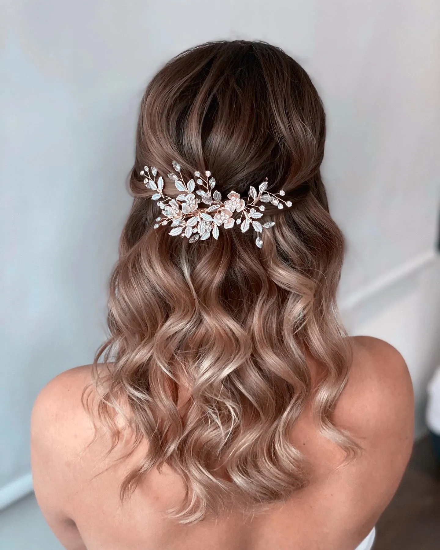 Pearl Branch Half Up Waves