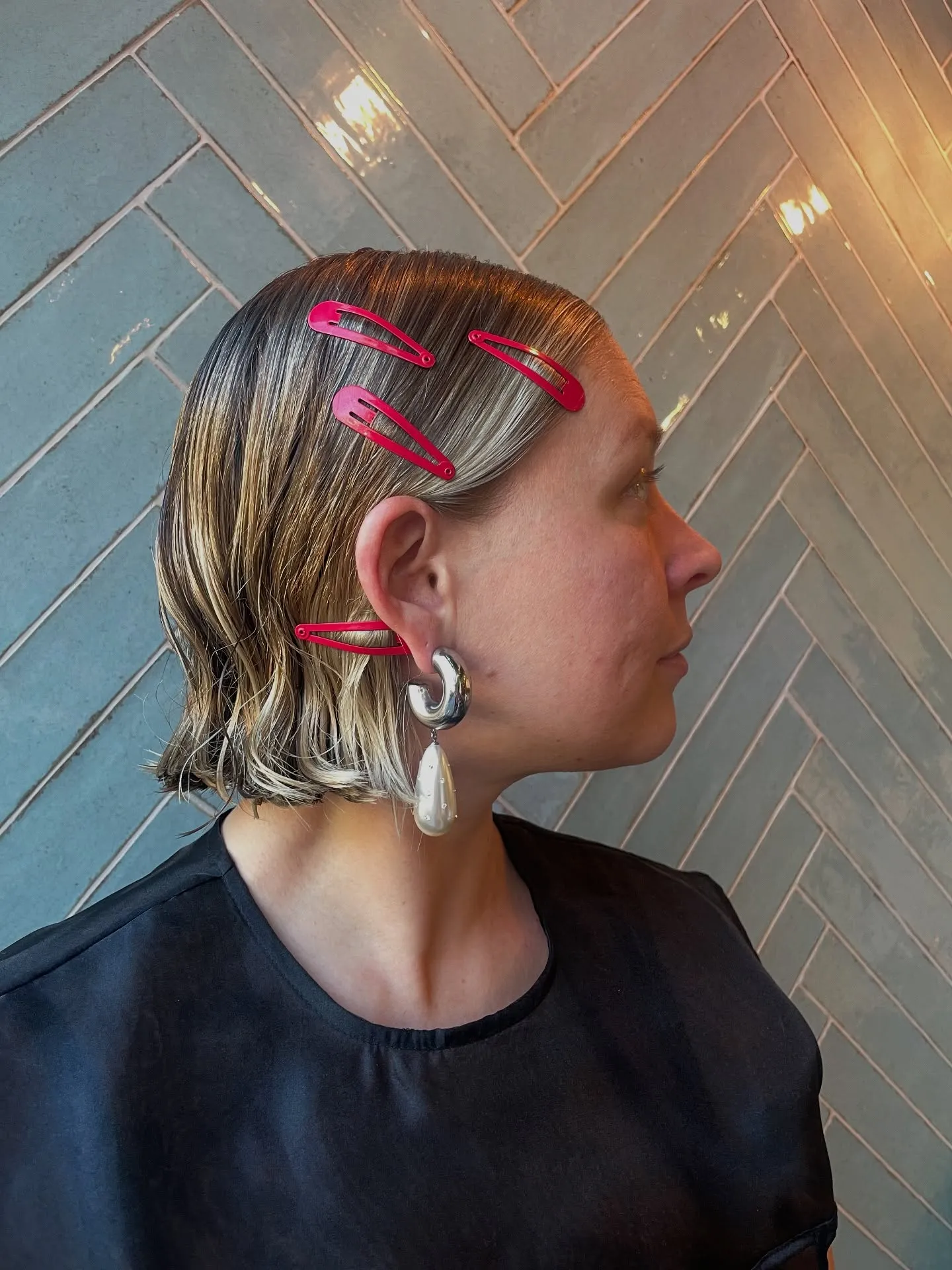 Pink Clip Slick Back