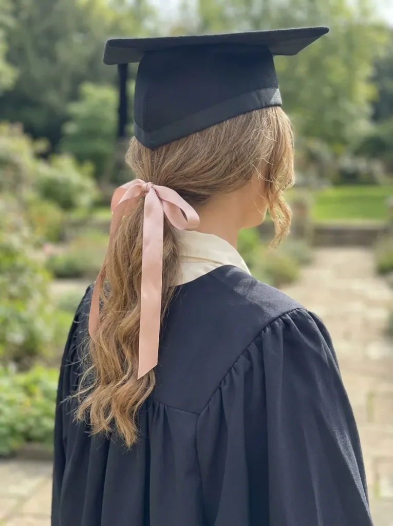 Ribbon Tie Pony