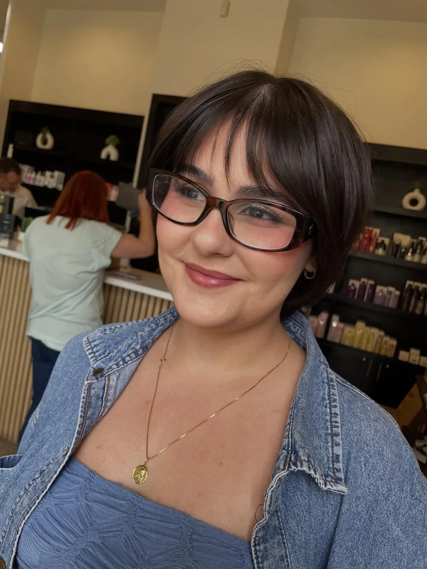 Rounded Glasses Bob