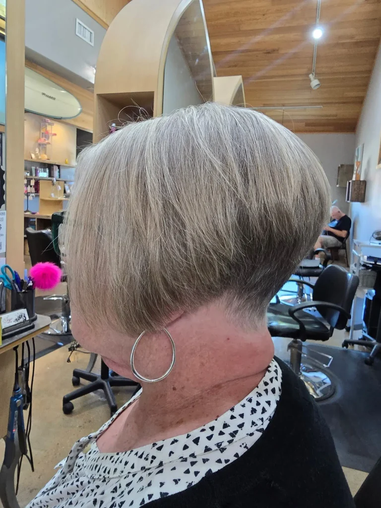 Rounded Silver Stacked Bob