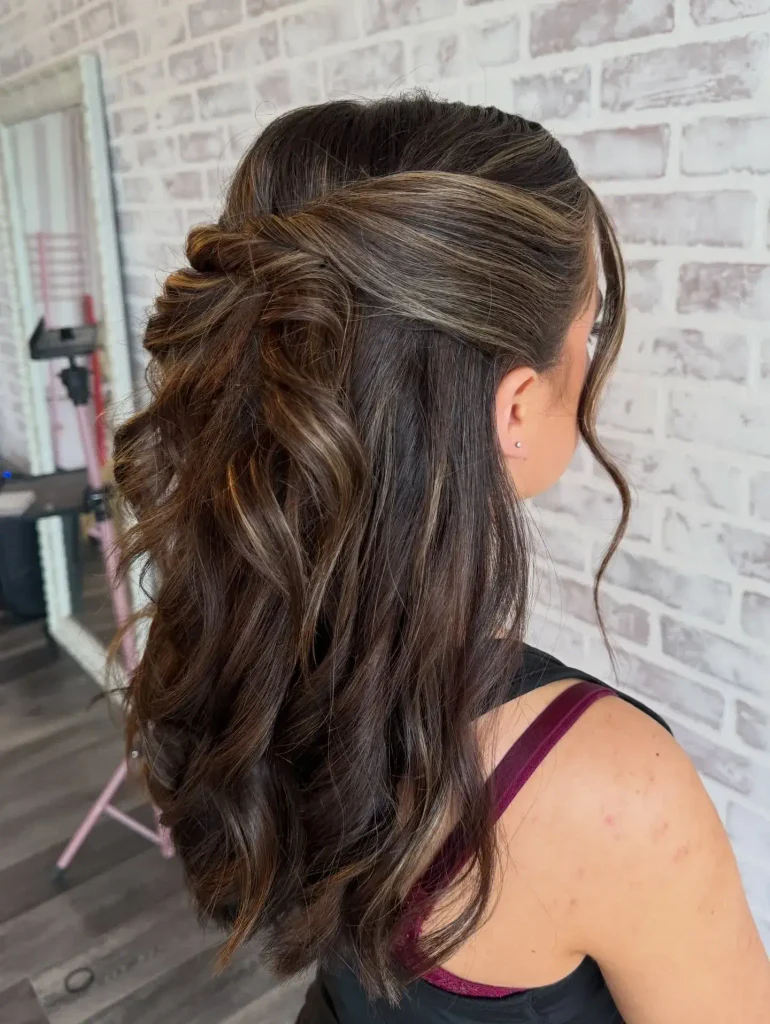 Sculpted Side Twist
