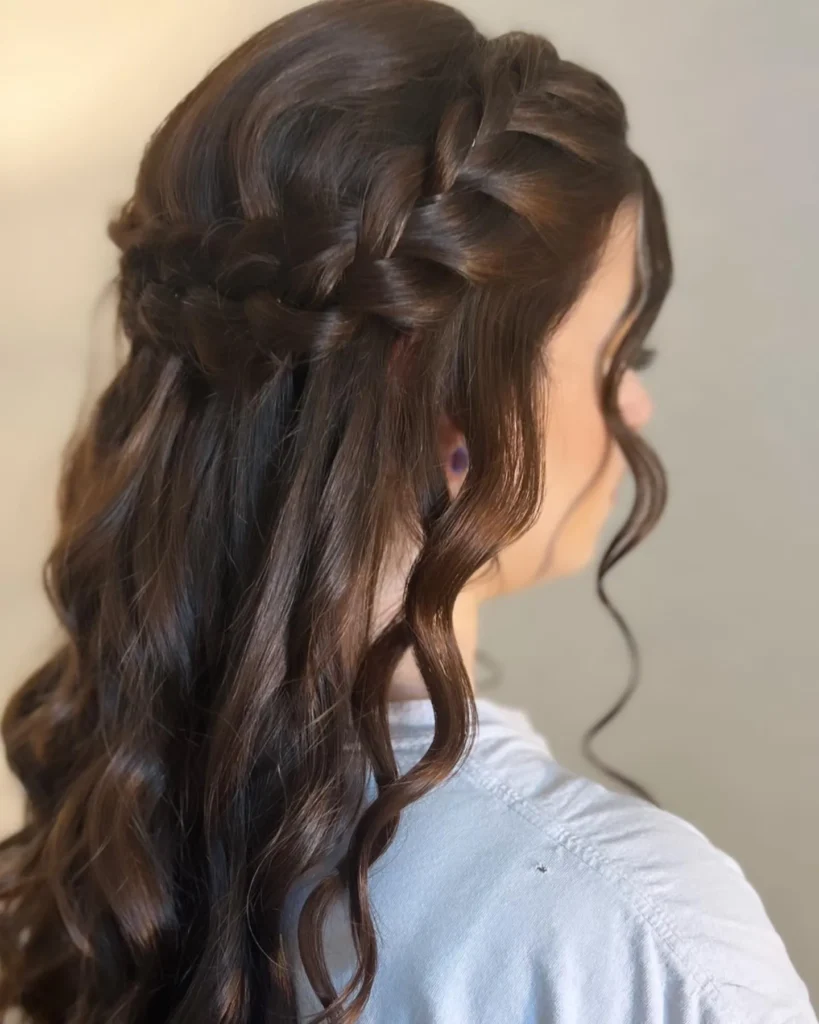 Side Braid Soft Waves