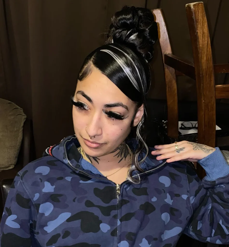 Silver Streak Freaknik Knot