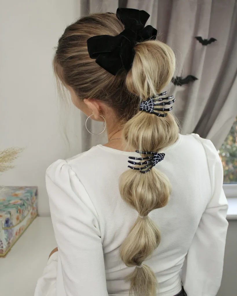 Skeleton Claw Bubble Ponytail