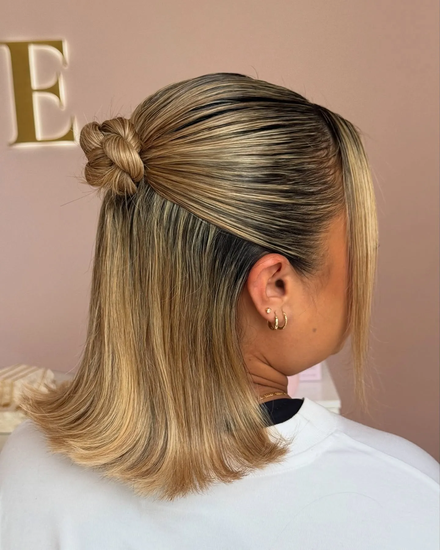Sleek Mini Knot Bob