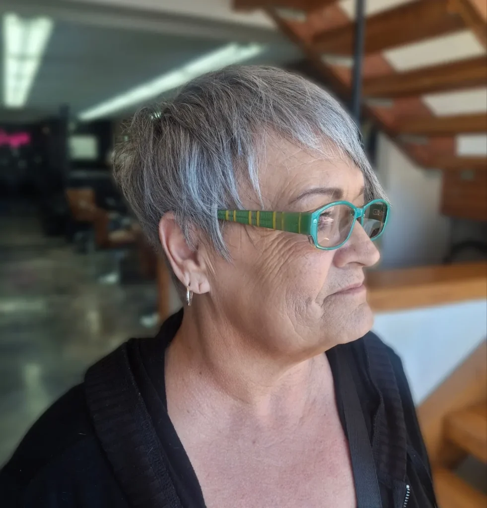 Sleek Silver Glasses Shag