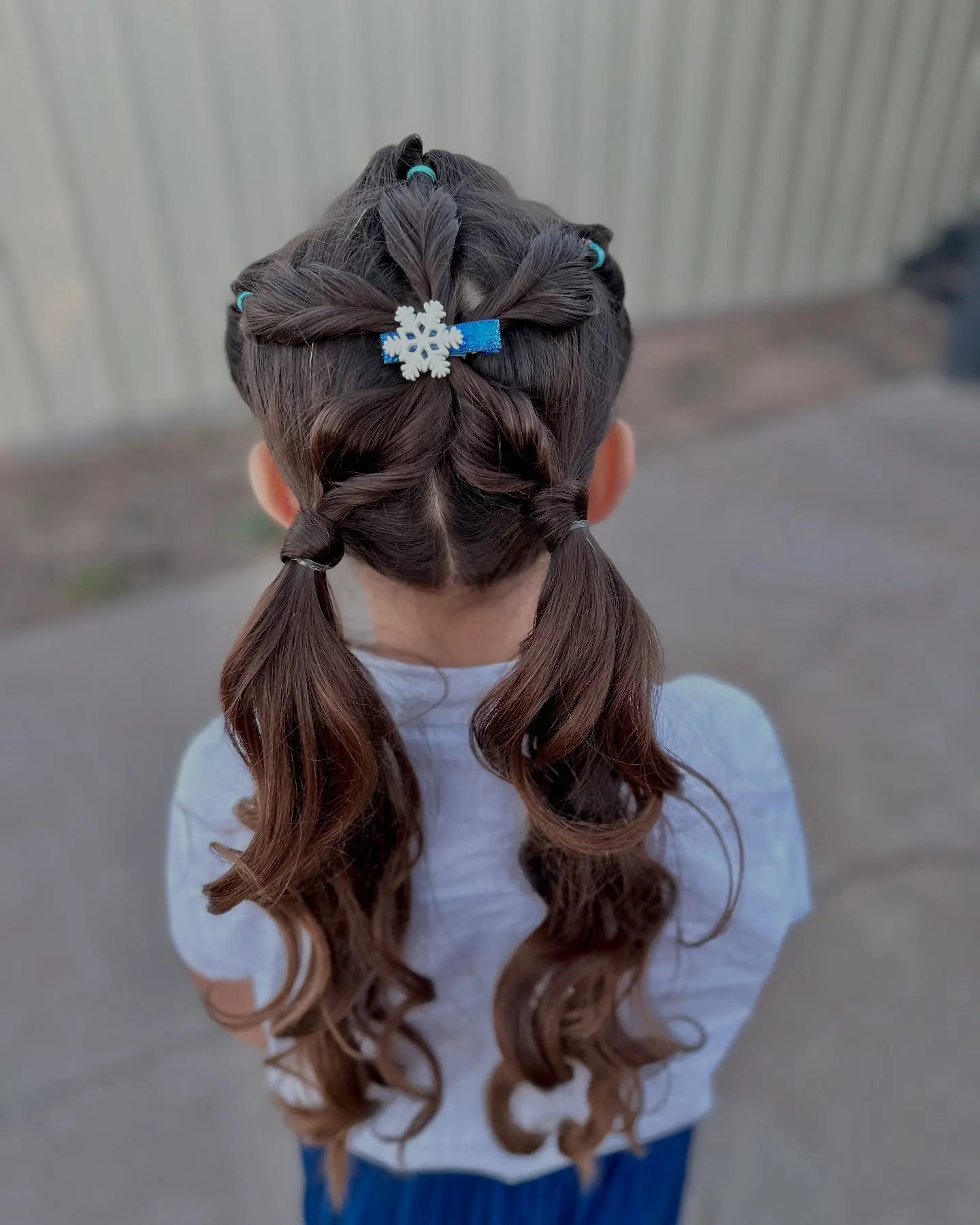 Snowflake Twist Ponytails
