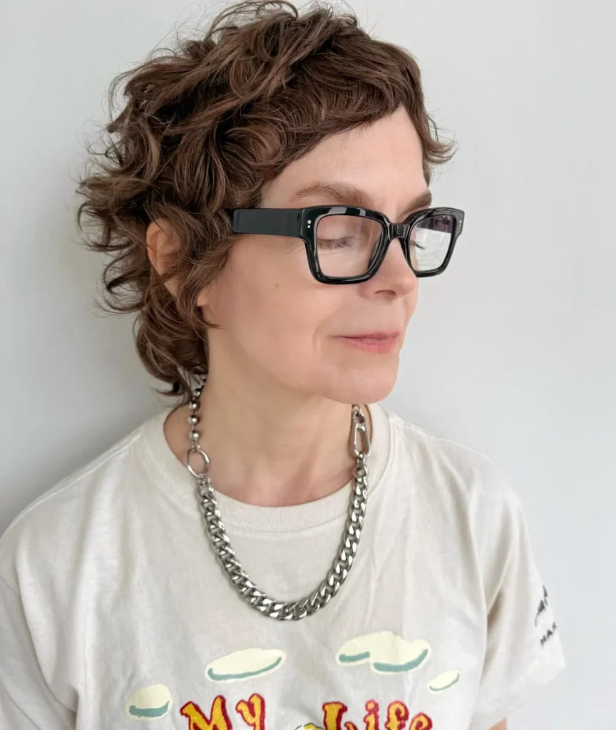 Soft Curled Glasses Shag