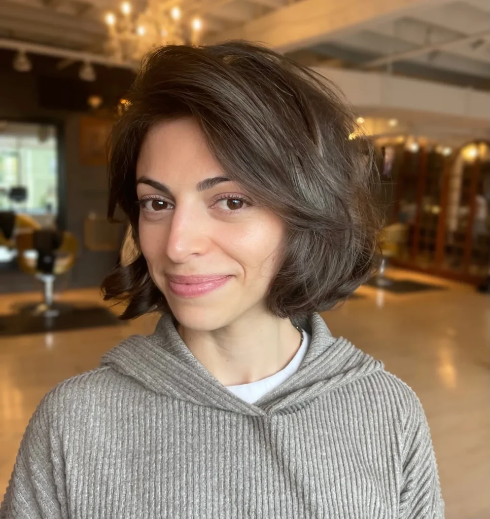 Soft Lifted Crown Bob