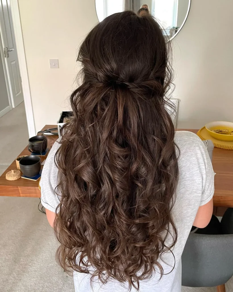 Soft gather tousled lengths