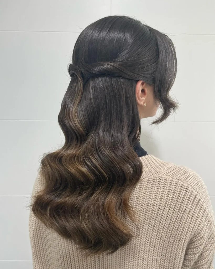Soft twist halfdown flow