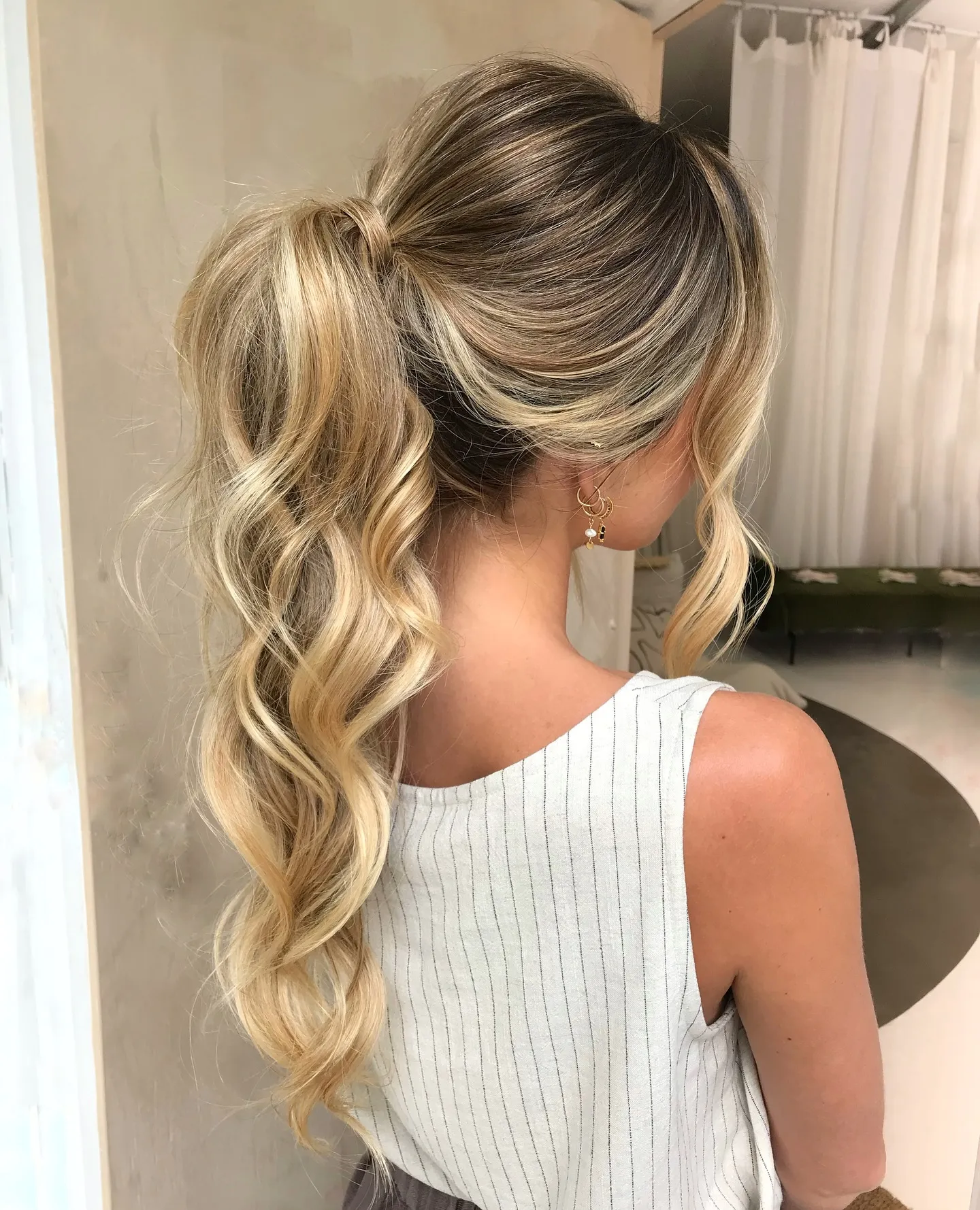 Tousled Golden Wave Ponytail