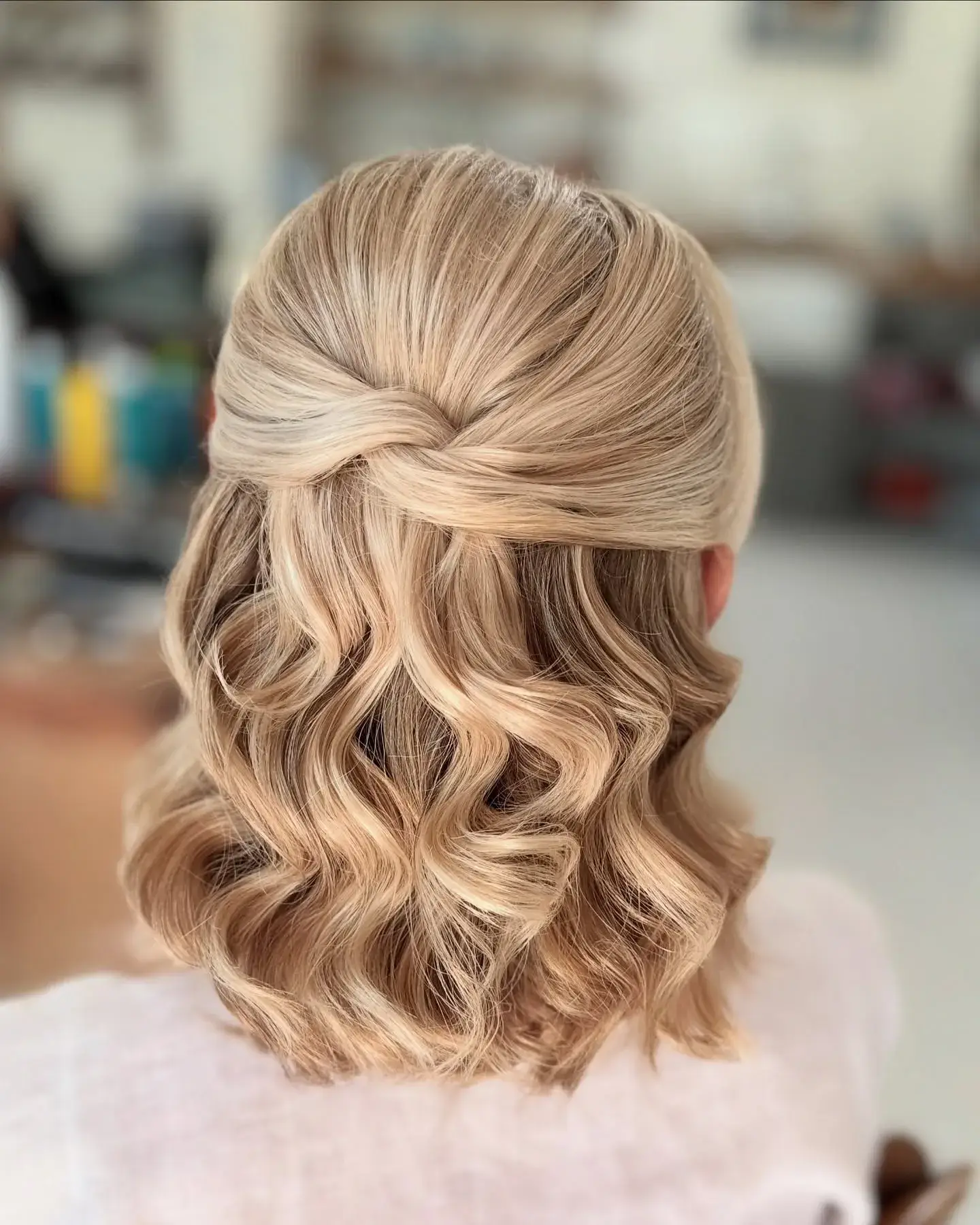 Twisted Honey Wave Halfup