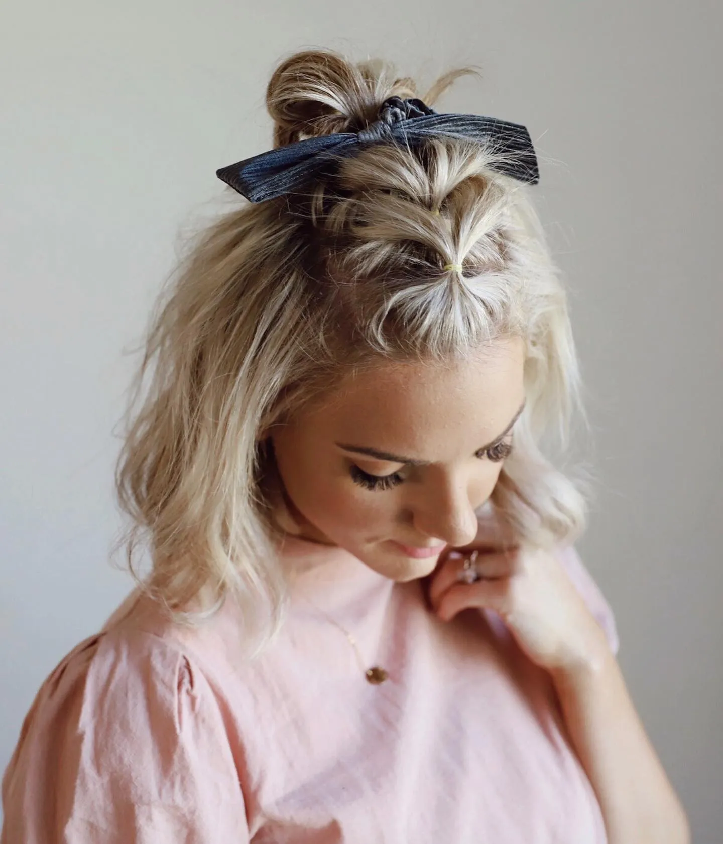Velvet Bow Lifted Waves