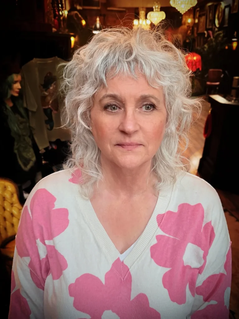 Voluminous Curly Wolf Shag