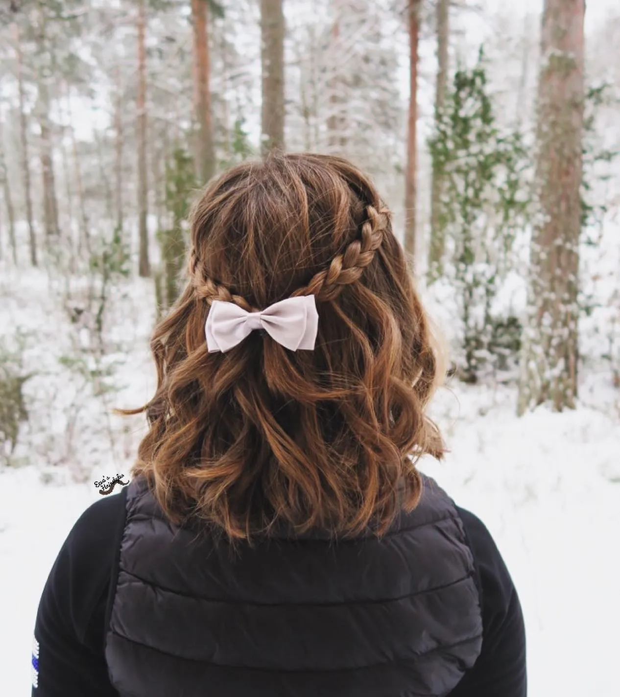 Winter Bow Side Braid
